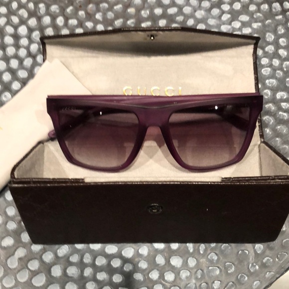 Gucci Accessories - Classic Gucci Sunglasses